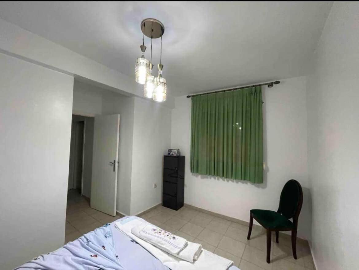 - Spacious 2 Bedroom Comfortable *